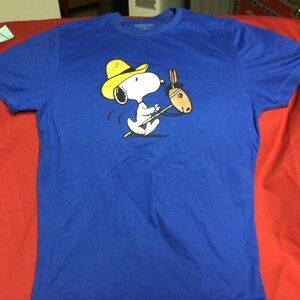 SNOOPY tshirt